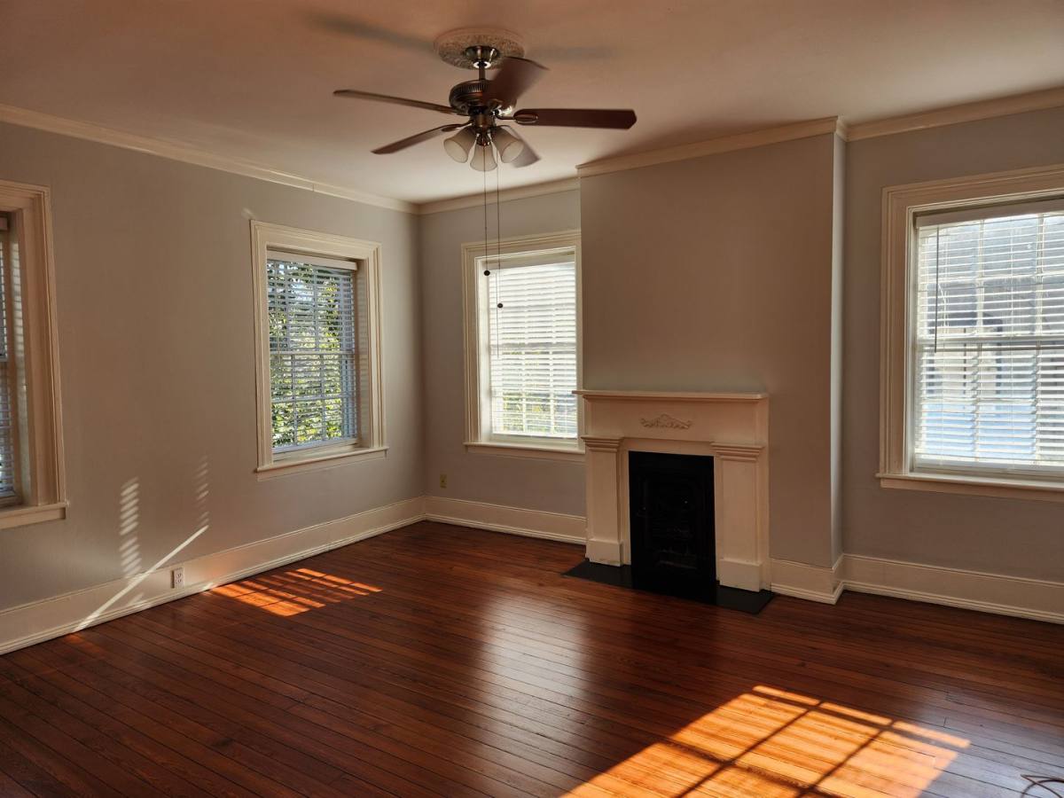 Apartment for rent at 113 W Gaston St, Savannah, GA 31401