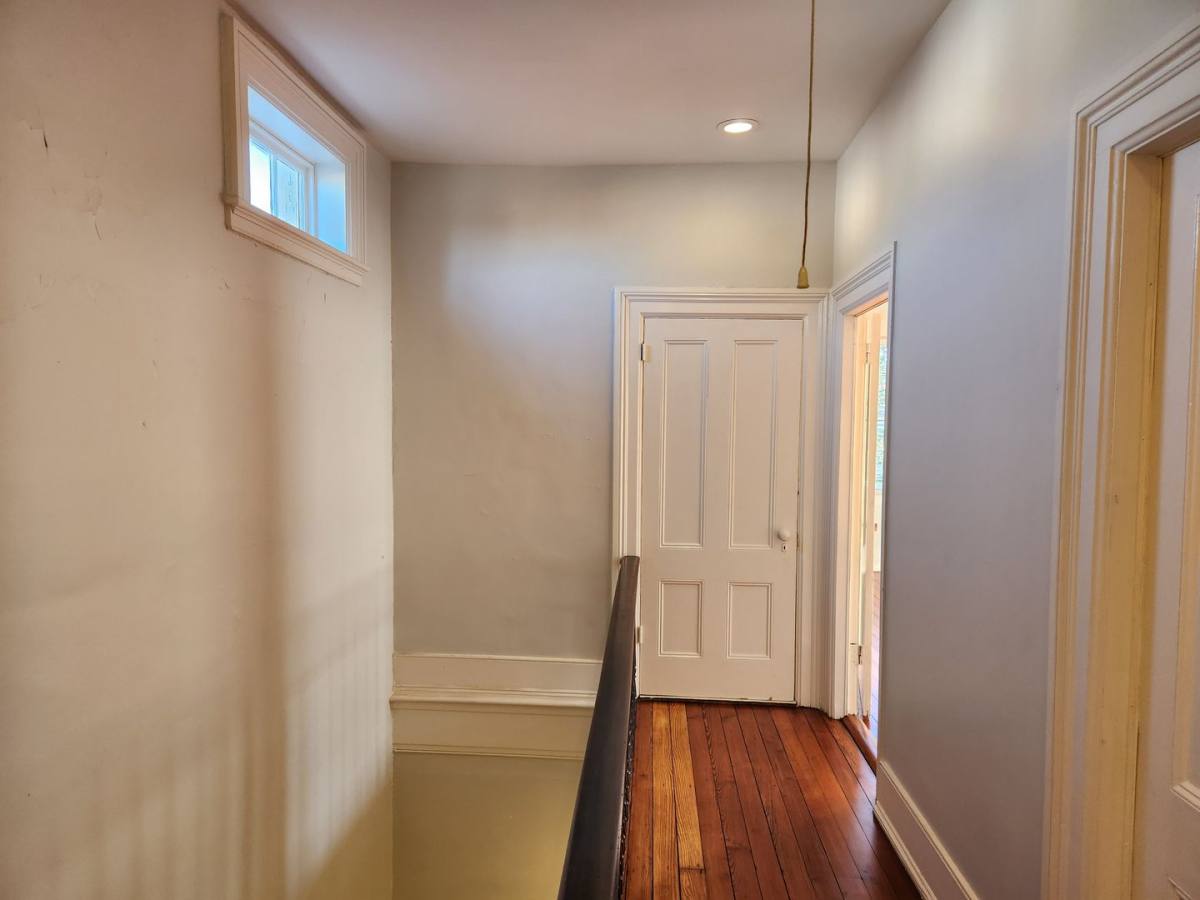 Apartment for rent at 113 W Gaston St, Savannah, GA 31401