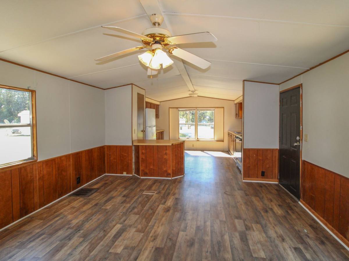 House for rent at 107 Cameron Circle, Muscle Shoals, AL 35661