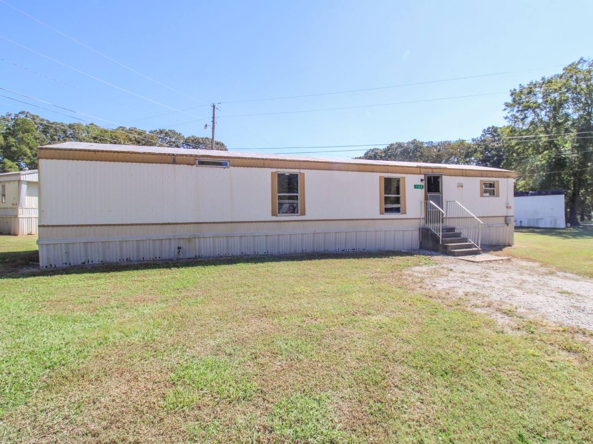 House for rent at 107 Cameron Circle, Muscle Shoals, AL 35661