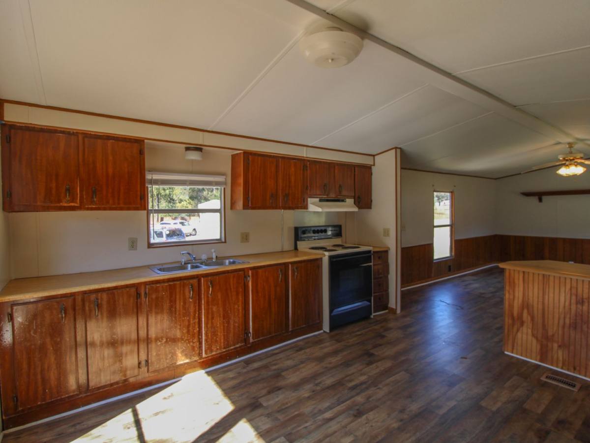 House for rent at 107 Cameron Circle, Muscle Shoals, AL 35661