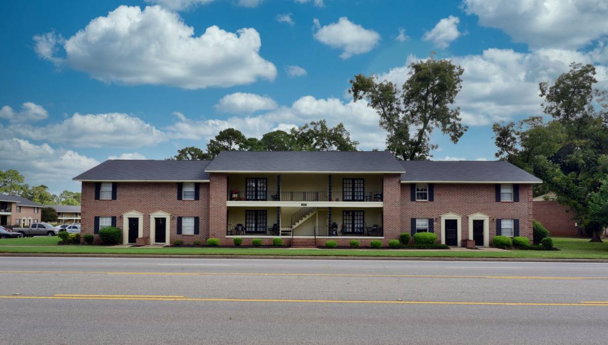 Apartment for rent at 2001 Dawson Rd, Albany, GA 31707