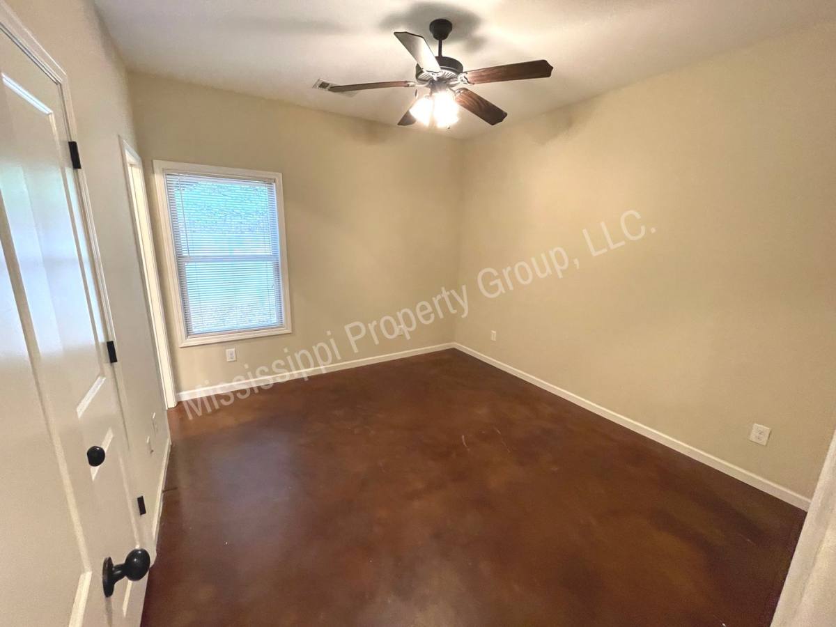 Townhouse for rent at 4851 S Lamar Blvd, Oxford, MS 38655