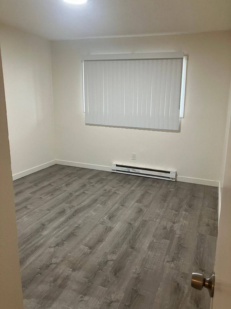 Apartment for rent at 8924 SW 30th Ave, Portland, OR 97219