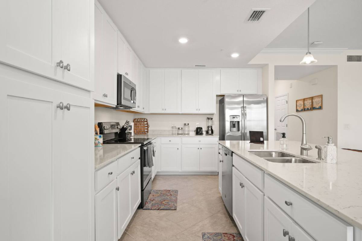 Condo for rent at 17520 Gawthrop Dr #303, Bradenton, FL 34211