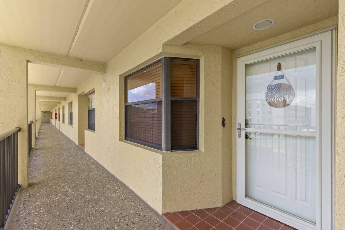 Apartment for rent at 5817 Park St N #406, Saint Petersburg, FL 33709