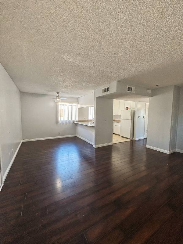 Apartment for rent at 9586 W Ball Rd #203, Anaheim, CA 92804