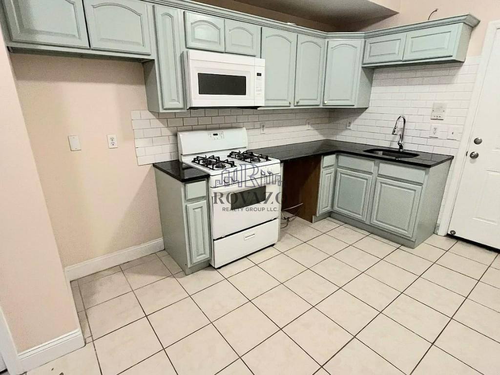 Apartment for rent at 180 Ferry St #3B, Newark, NJ 07105