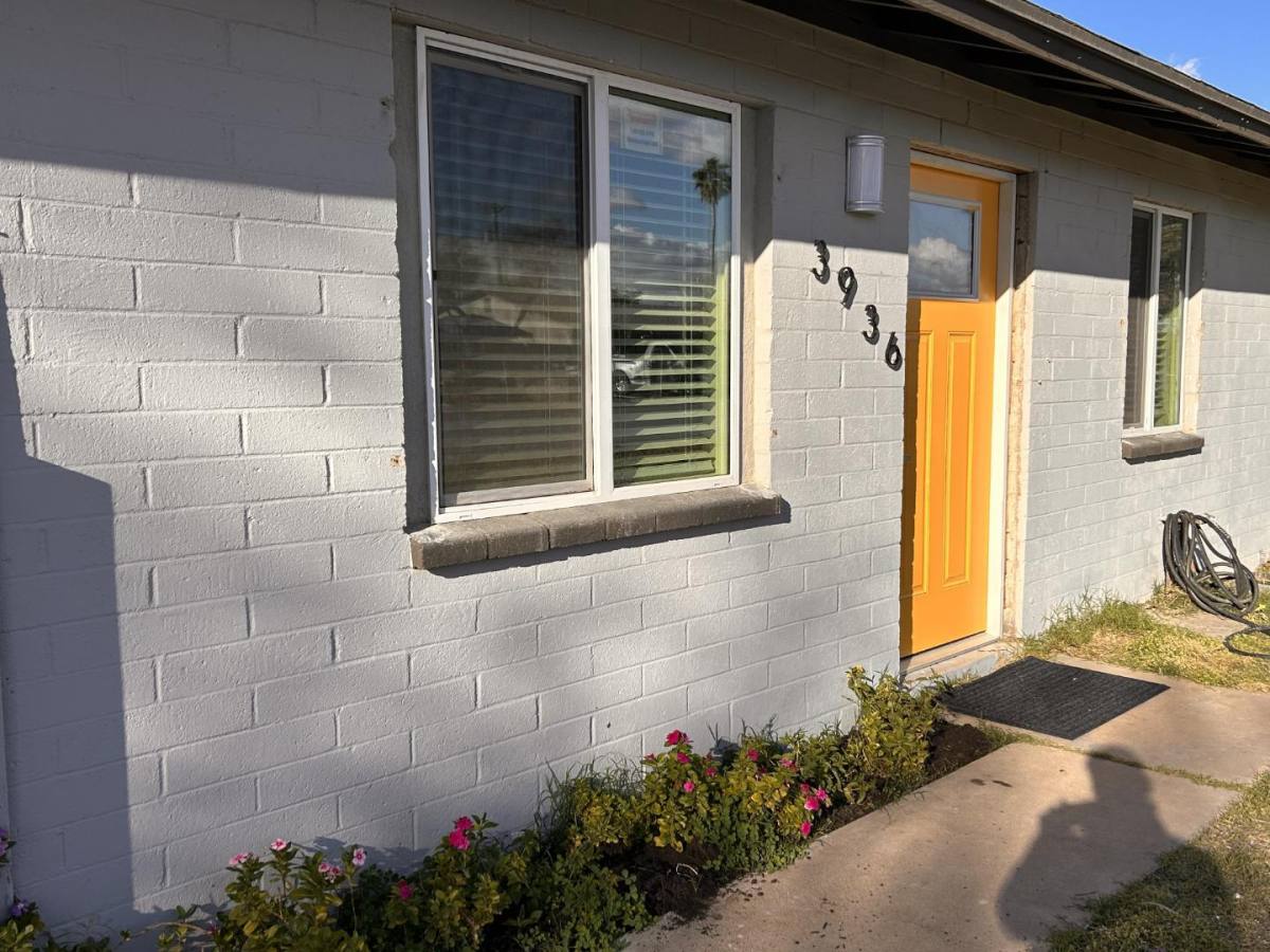 Apartment for rent at 3936 W Nancy Lane #ROOM 2, Phoenix, AZ 85041