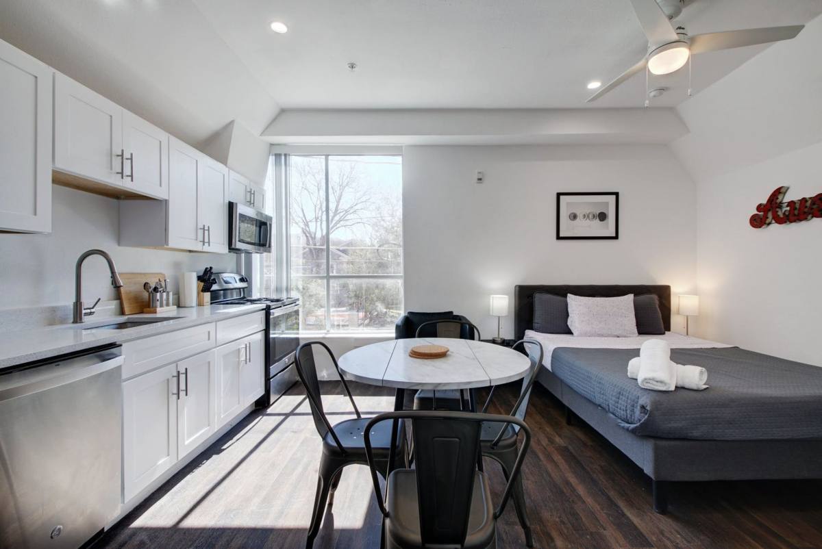 Apartment for rent at 1010 W 26th St, Austin, TX 78705