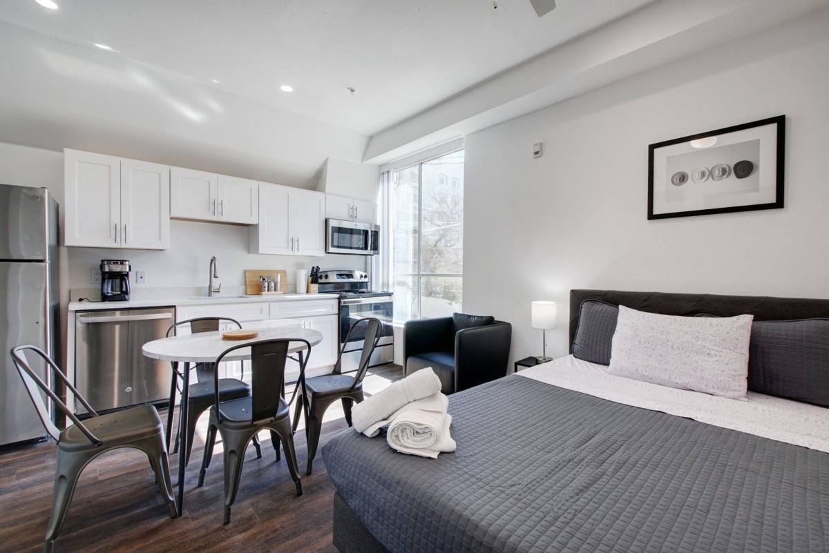 Apartment for rent at 1010 W 26th St, Austin, TX 78705