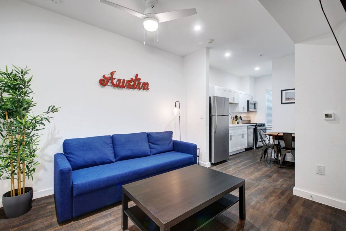 Apartment for rent at 1010 W 26th St, Austin, TX 78705