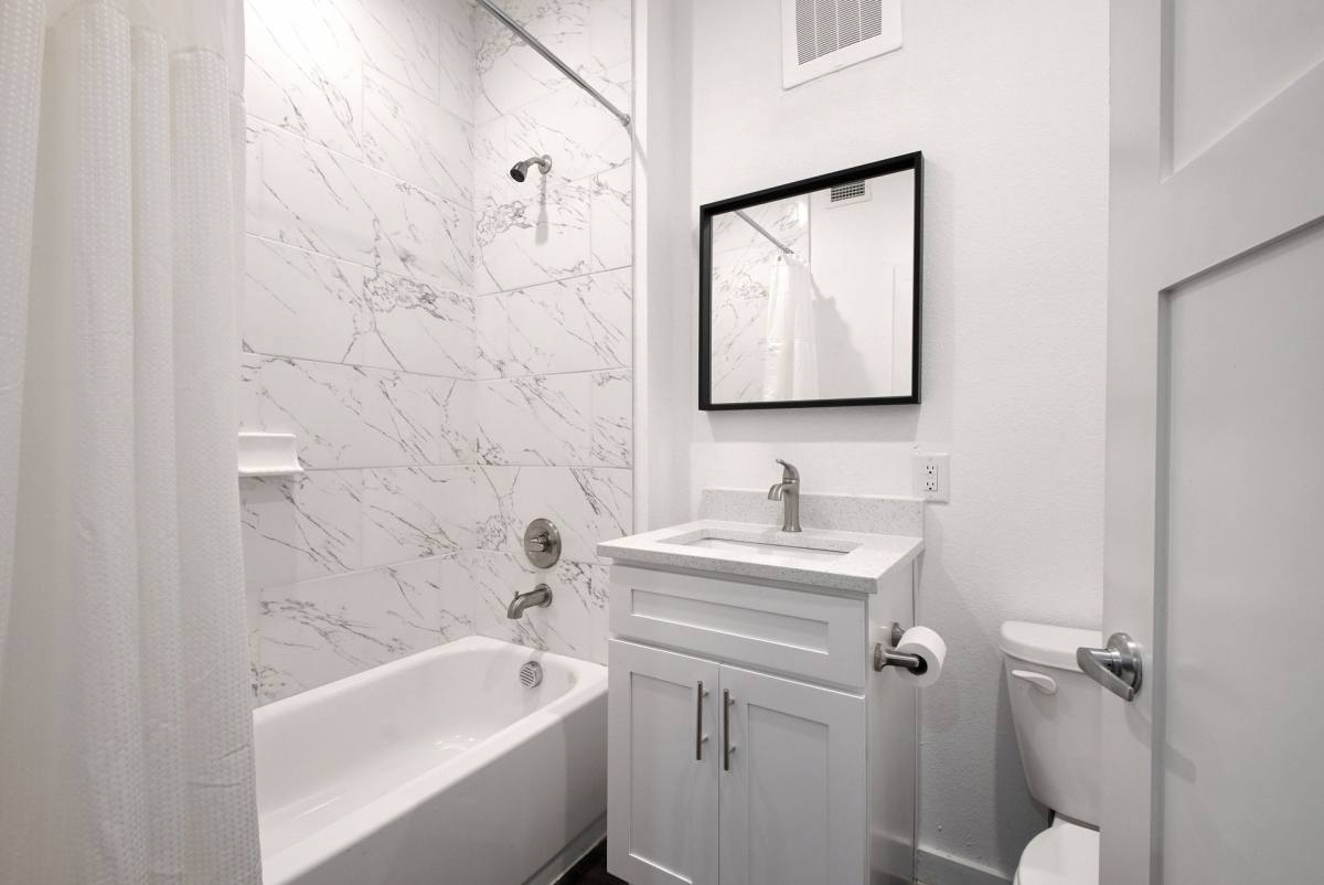 Apartment for rent at 1010 W 26th St, Austin, TX 78705