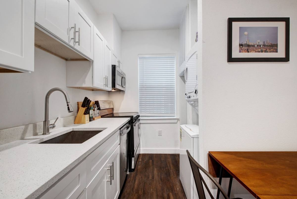 Apartment for rent at 1010 W 26th St, Austin, TX 78705