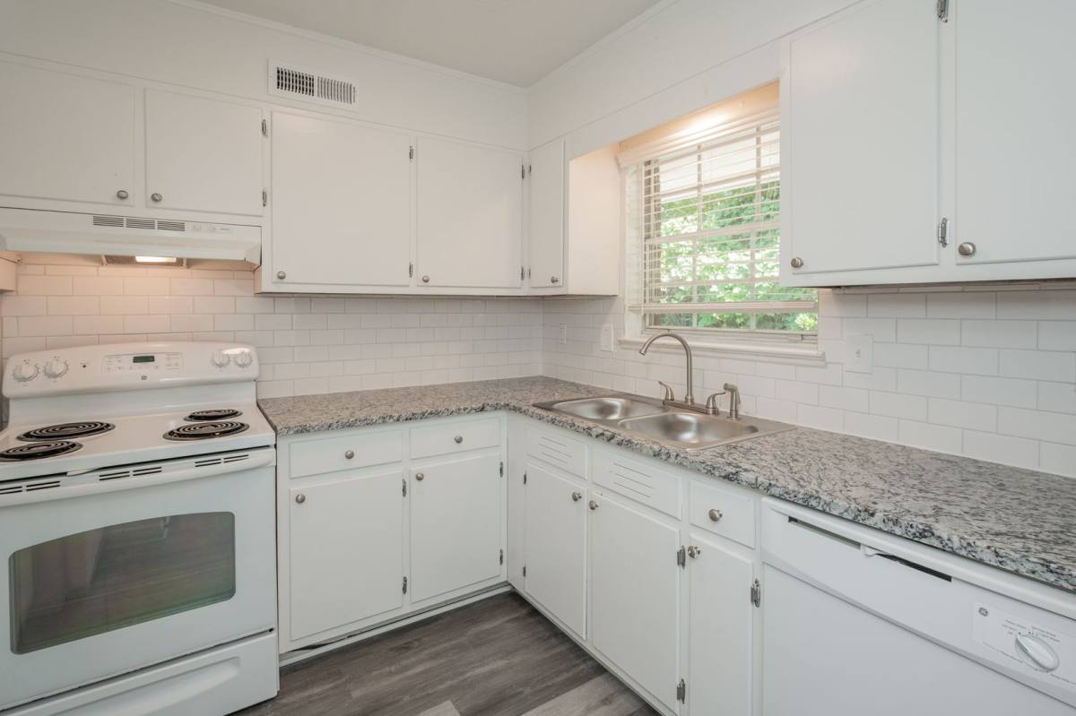 3477 Cliff Terrace S, Birmingham, AL 35205 - Apartment For Rent - Image 6