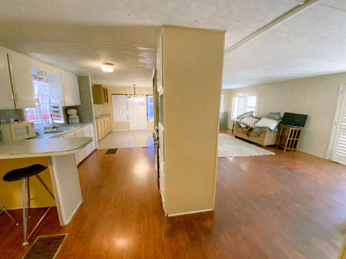 House for rent at 719 S Lyon Ave, Hemet, CA 92543