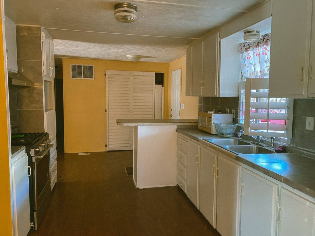 House for rent at 719 S Lyon Ave, Hemet, CA 92543