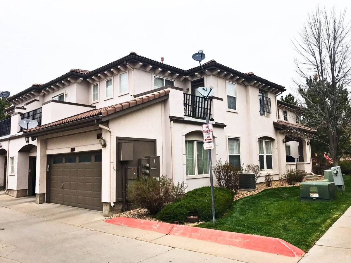 House for rent at 6753 S Winnipeg Circle, Aurora, CO 80016