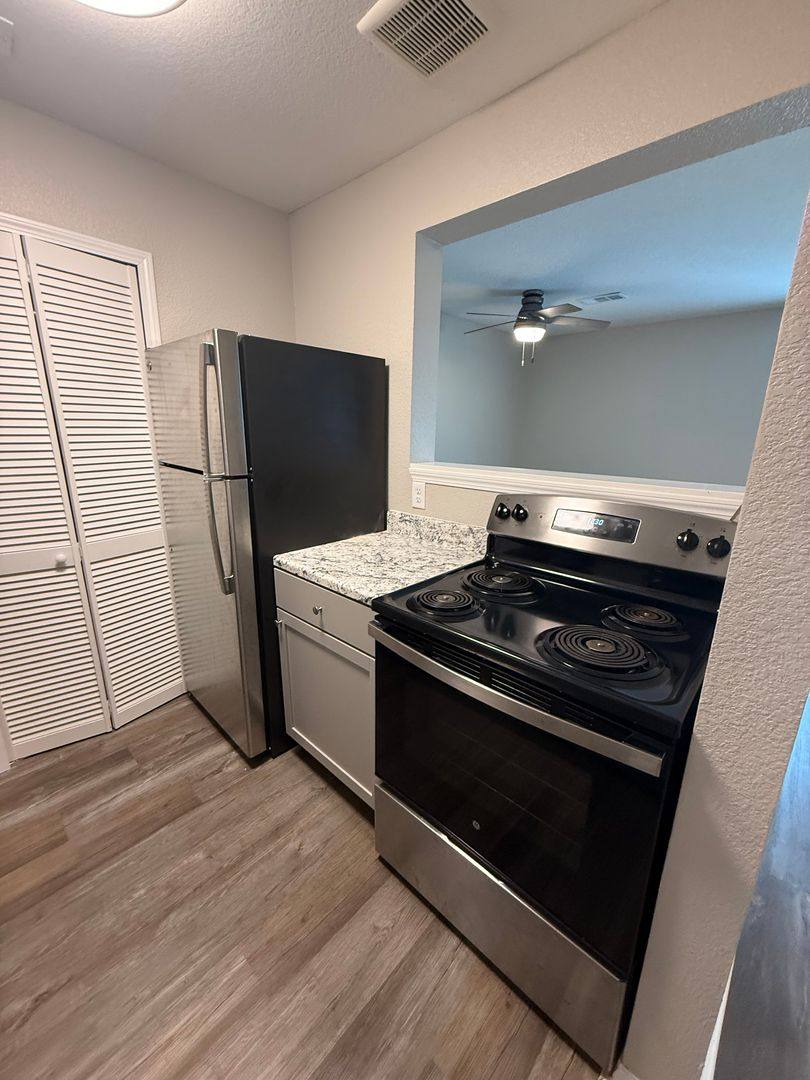 Apartment for rent at 2701 S Emporia St, Wichita, KS 67216