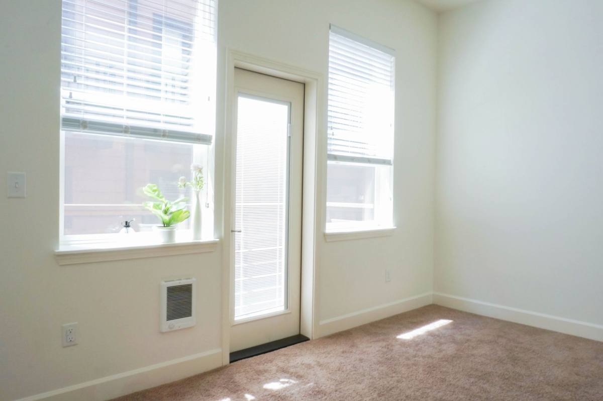 Apartment for rent at 3875 N Mississippi Ave, Portland, OR 97227