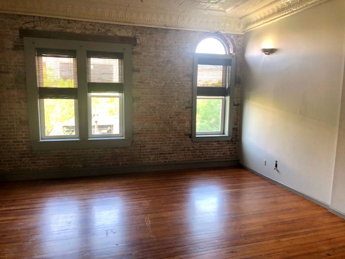 Apartment for rent at 113 N Patterson St, Valdosta, GA 31601