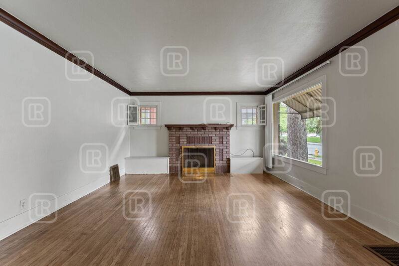House for rent at 808 E Mission Ave, Spokane, WA 99202