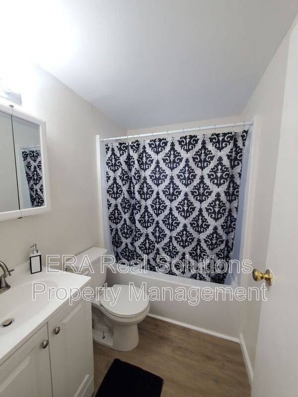 Apartment for rent at 3600 Cushing #B, Columbus, OH 43227