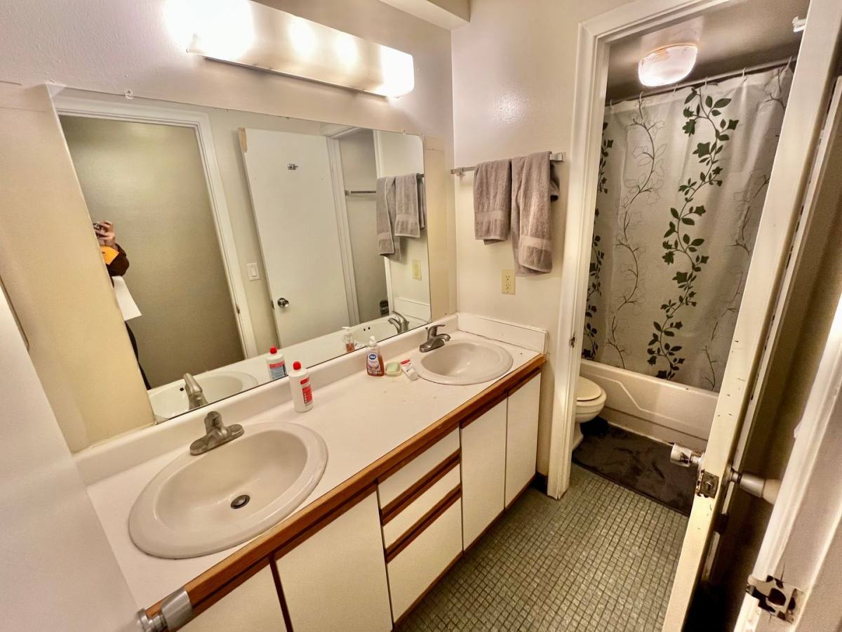 Apartment for rent at 521 Walnut, Ann Arbor, MI 48104