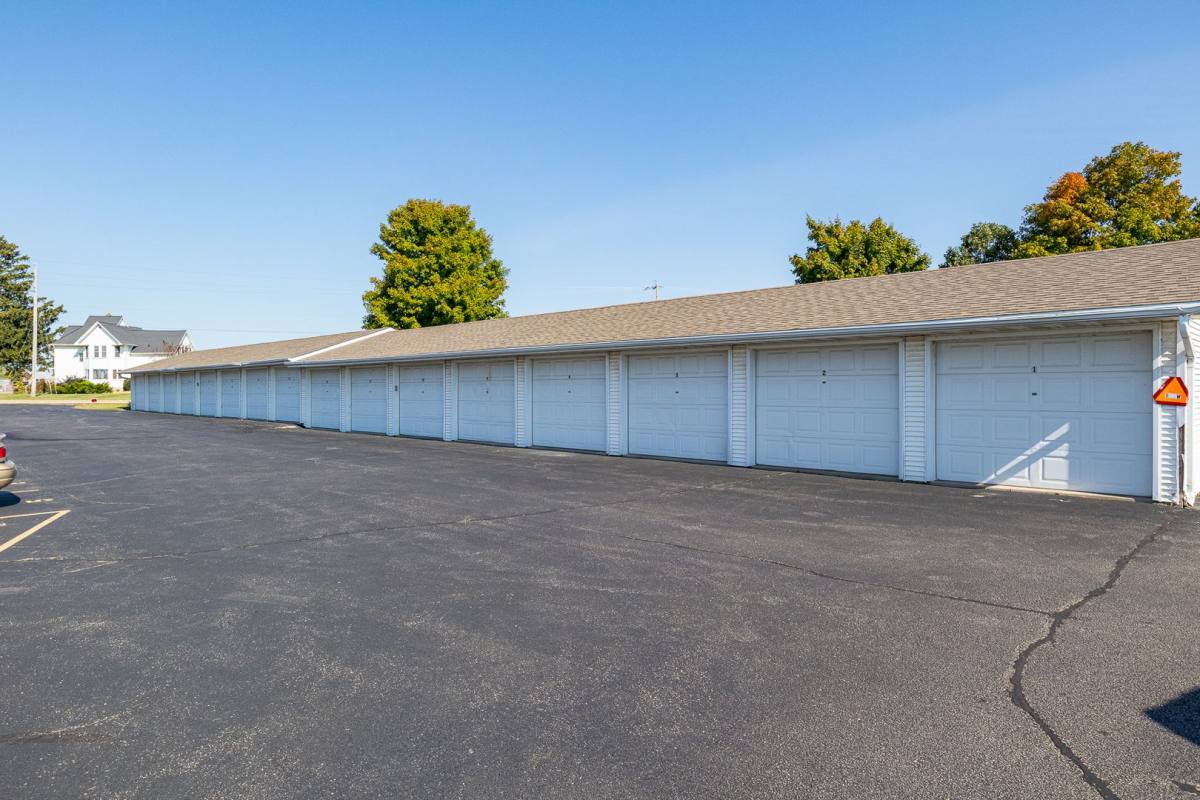 Apartment for rent at 25 - 45 E County Rd, Oshkosh, WI 54901