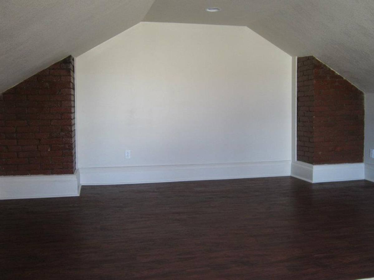House for rent at 139 S 15th St, Pittsburgh, PA 15203