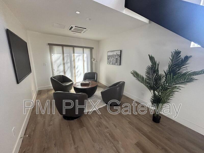 Townhouse for rent at 430 W 7th St #4, Tempe, AZ 85281