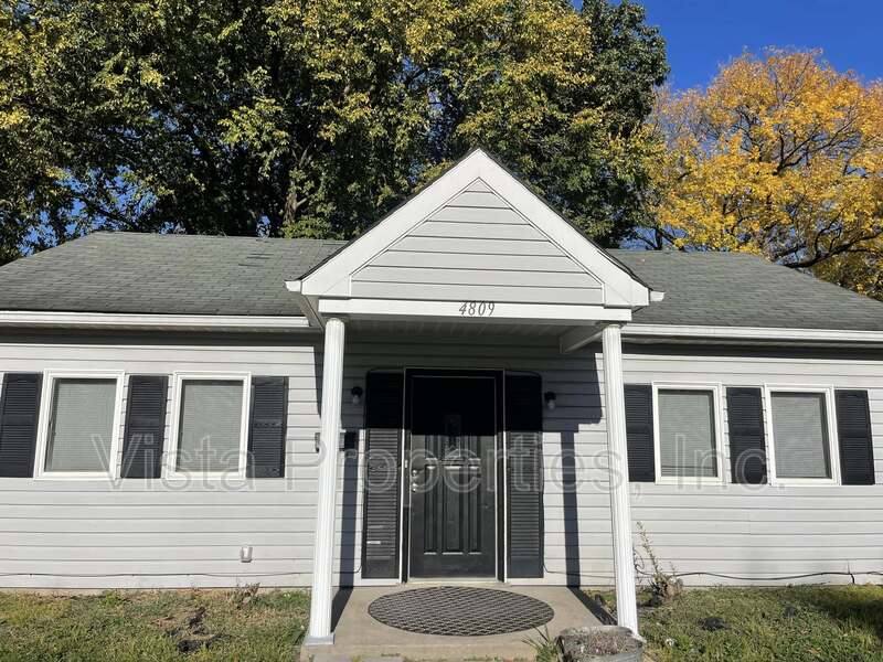 House for rent at 4809 Saint Leo Place, Louisville, KY 40214