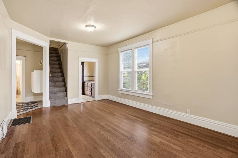 House for rent at 1011 E Augusta Ave, Spokane, WA 99207