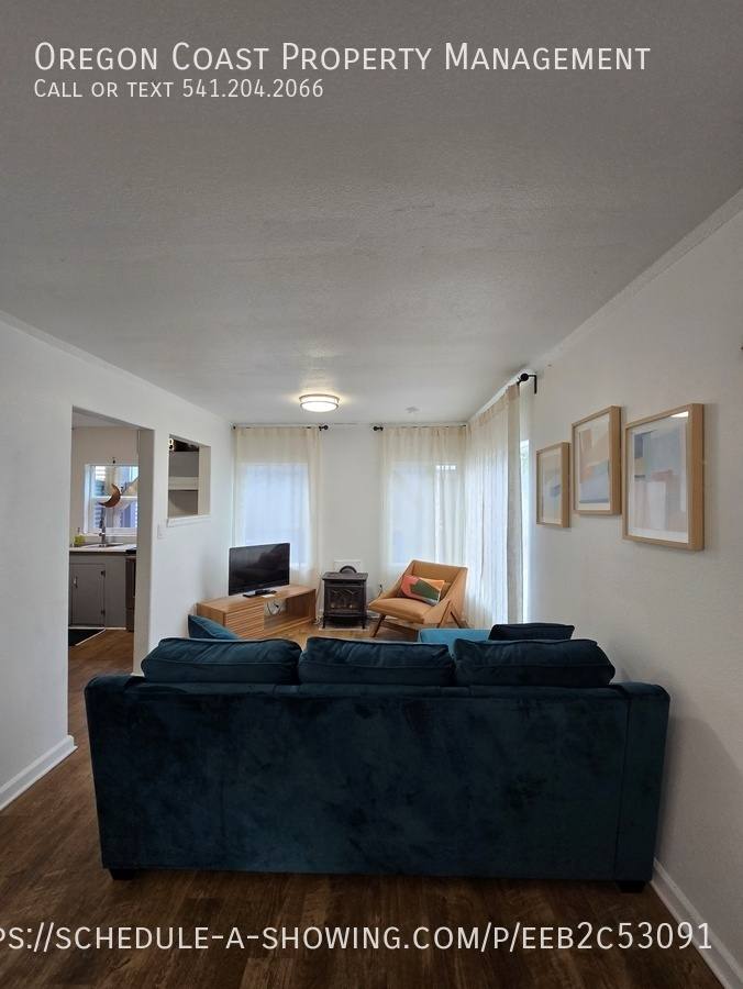 House for rent at 1870 SE 3rd St, Lincoln City, OR 97367