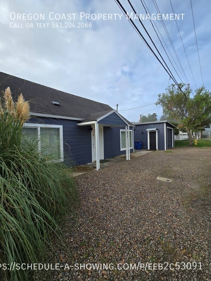 House for rent at 1870 SE 3rd St, Lincoln City, OR 97367