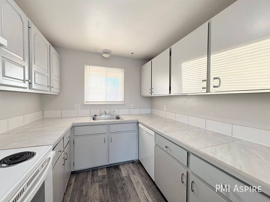 Apartment for rent at 3492 Butternut Dr, Loveland, CO 80538