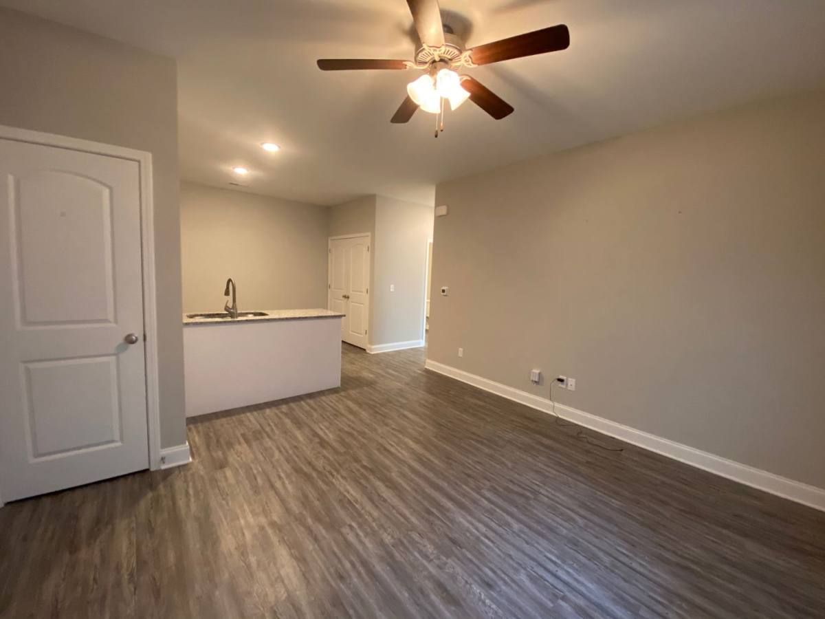 Apartment for rent at 5002 Worth Way, Bowling Green, KY 42101