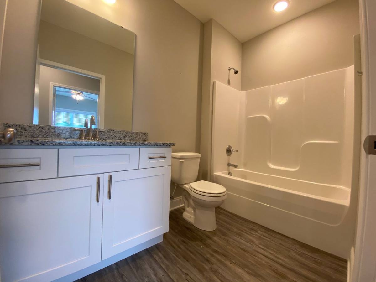 Apartment for rent at 5002 Worth Way, Bowling Green, KY 42101