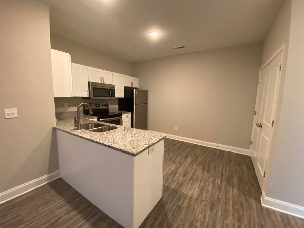 Apartment for rent at 5002 Worth Way, Bowling Green, KY 42101