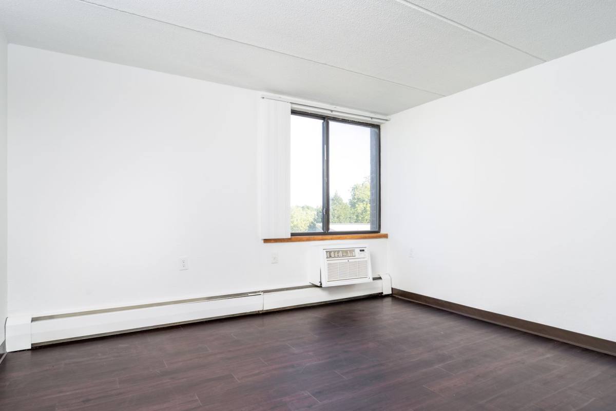 Apartment for rent at 616 W 53rd St, Minneapolis, MN 55419