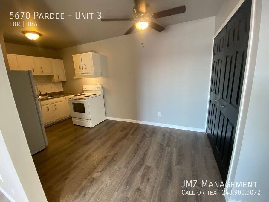 Apartment for rent at 5670 Pardee #3, Dearborn Heights, MI 48125