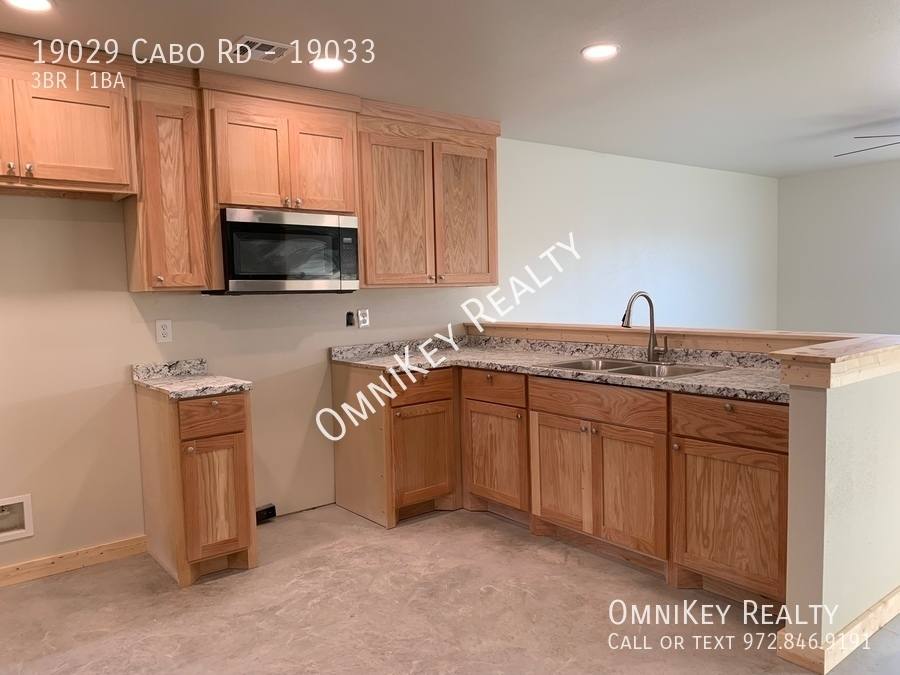 Apartment for rent at 19029 Cabo Way #19033, Thackerville, OK 73459