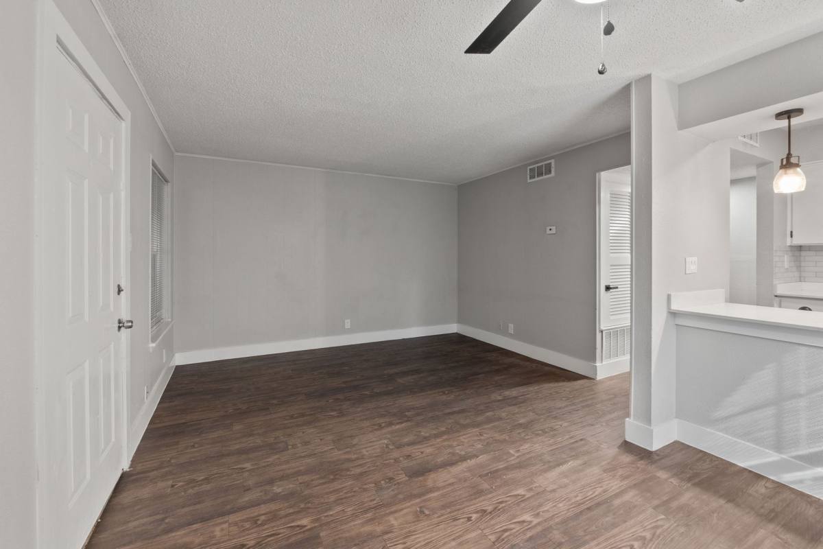 Apartment for rent at 1220 W Anderson Lane, Austin, TX 78757