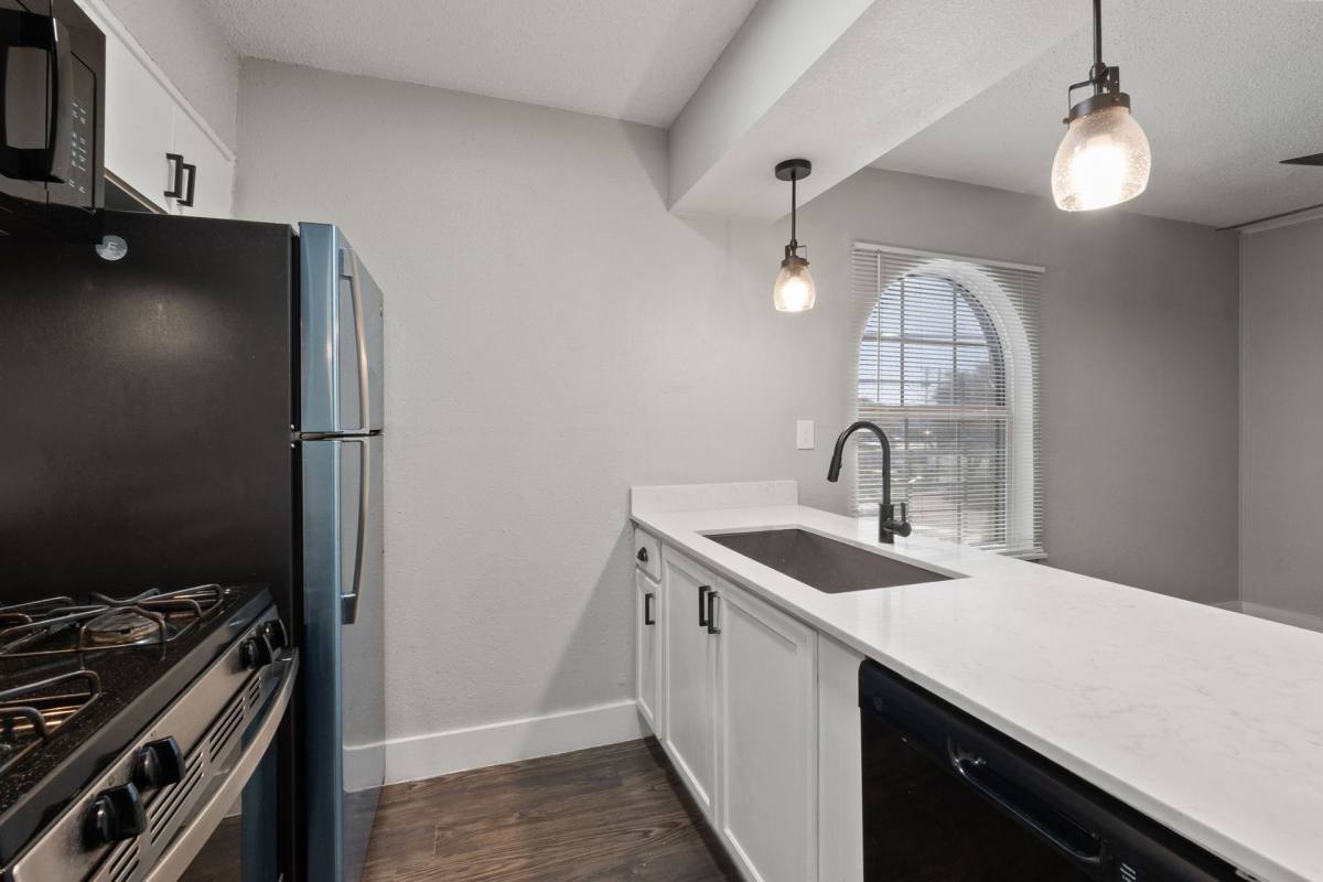 Apartment for rent at 1220 W Anderson Lane, Austin, TX 78757