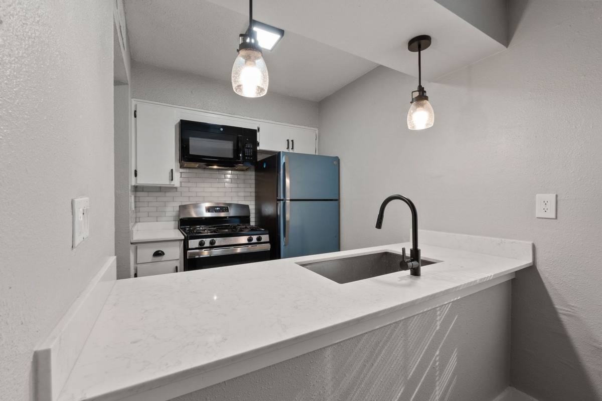 Apartment for rent at 1220 W Anderson Lane, Austin, TX 78757