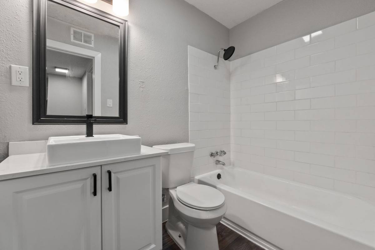 Apartment for rent at 1220 W Anderson Lane, Austin, TX 78757