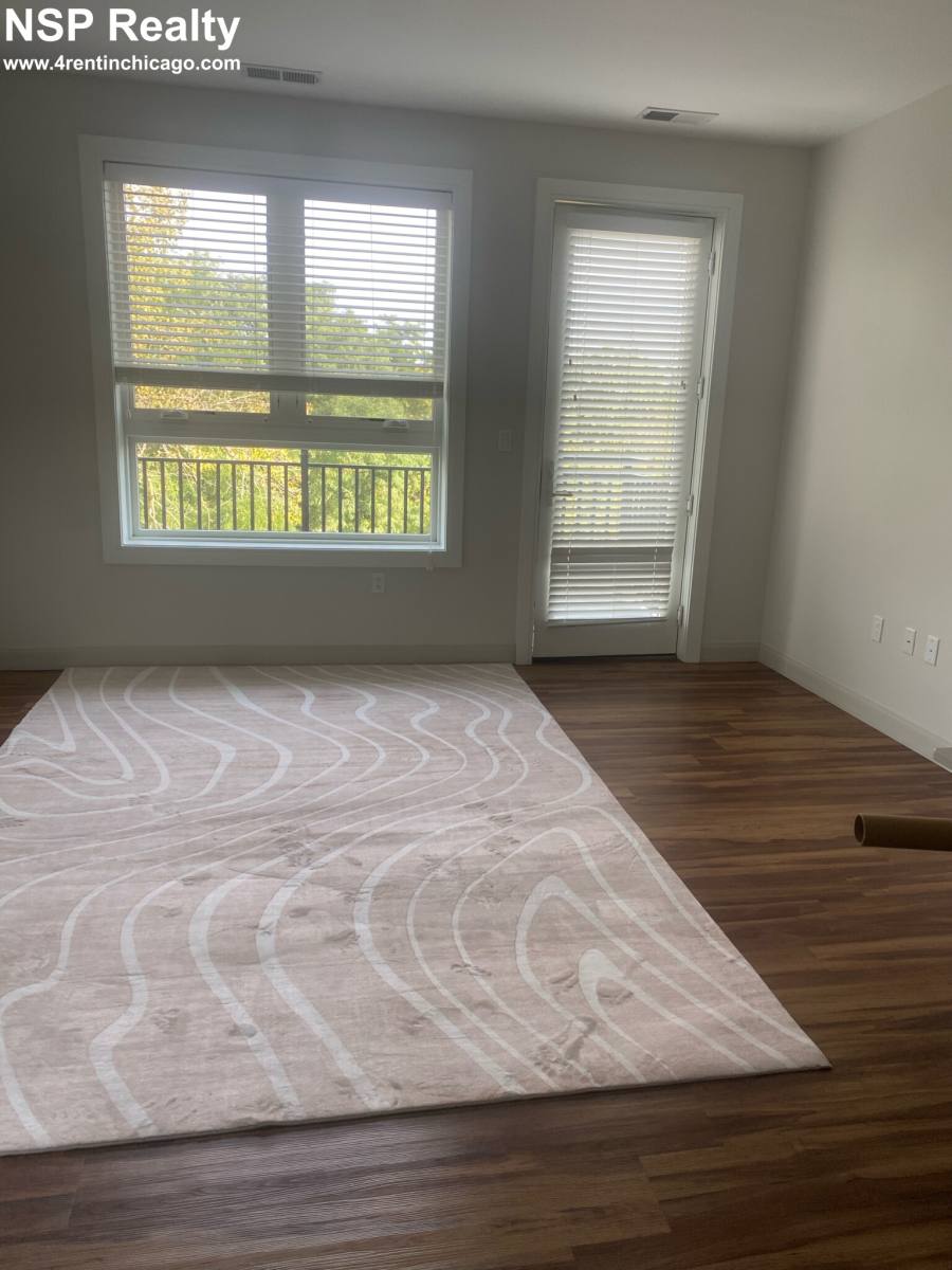 Apartment for rent at 555 Roger Williams #402, Highland Park, IL 60035