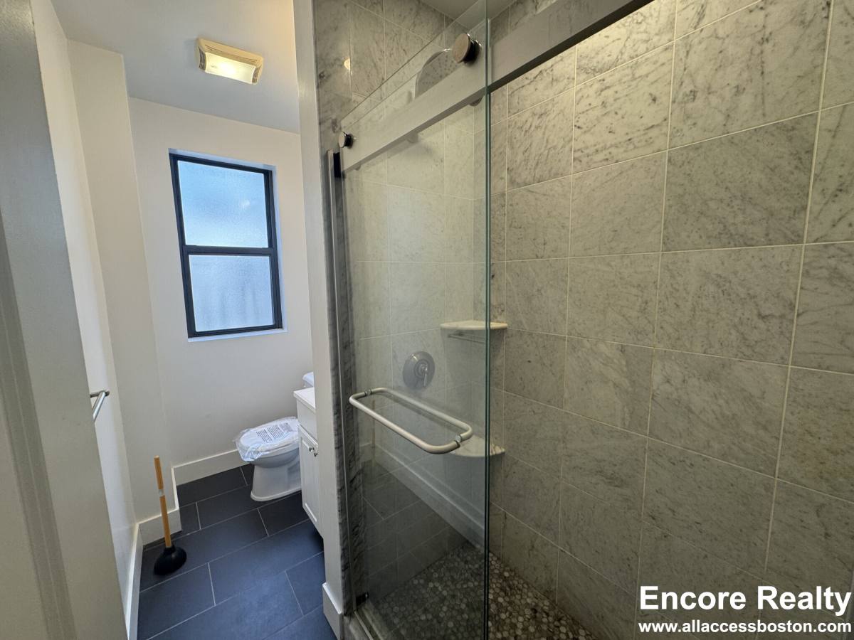 Apartment for rent at 11 Peterborough St #26, Boston, MA 02215