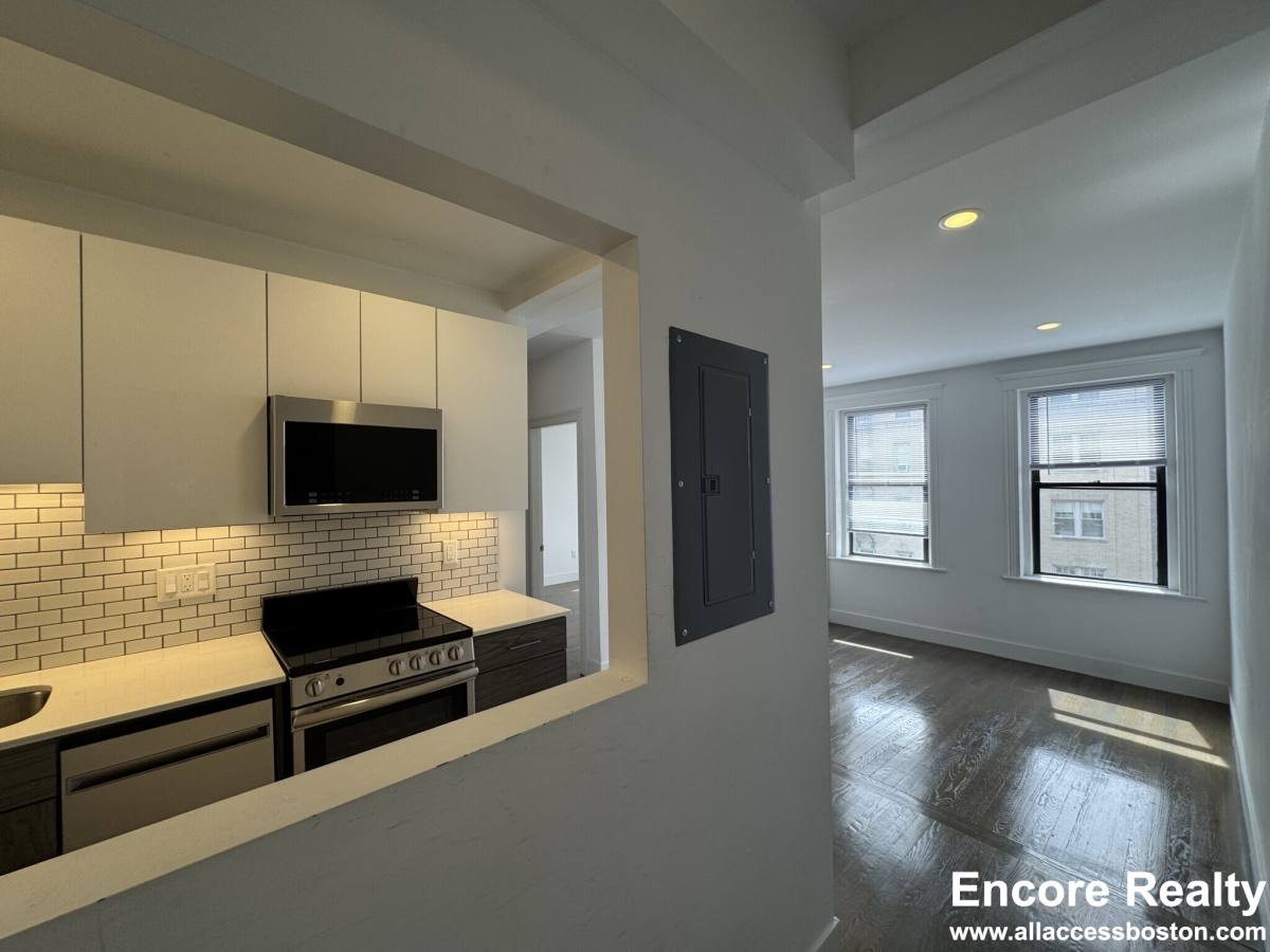 Apartment for rent at 11 Peterborough St #26, Boston, MA 02215