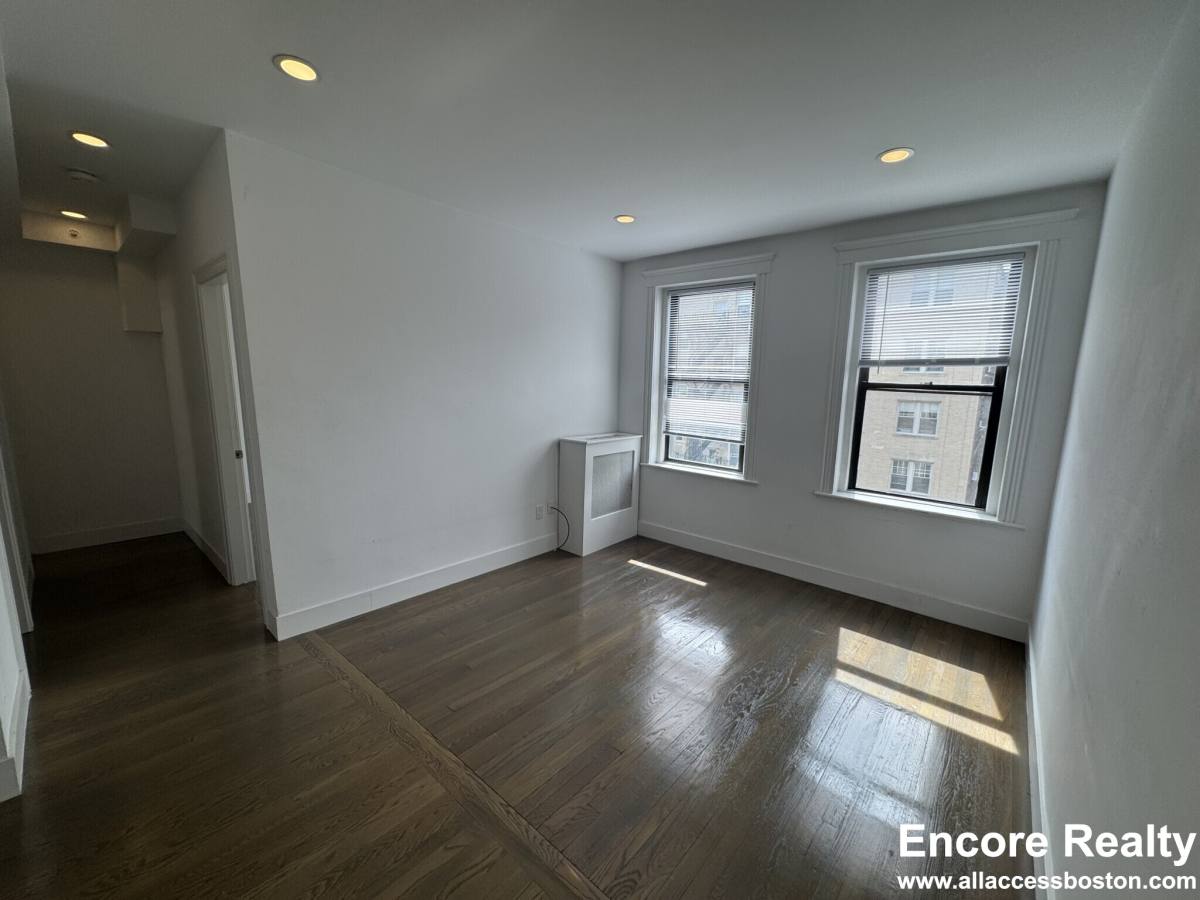Apartment for rent at 11 Peterborough St #26, Boston, MA 02215